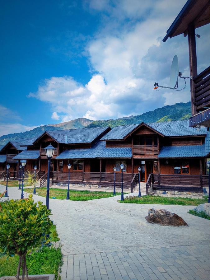 Hotel Banguriani Местія Екстер'єр фото
